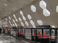 -朱辛庄(地铁站)