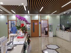 -茂菊口腔连锁(浦东南路店)