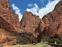 -天山神秘大峡谷