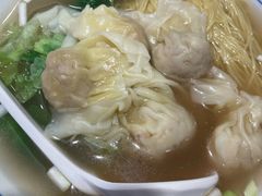-彩虹站·香港烧腊茶餐厅