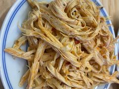 -邱芳粉店(迎宾大道旗舰店)