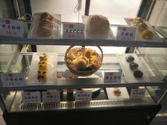 面包甜点陈列柜-西北45°(世茂广场店)