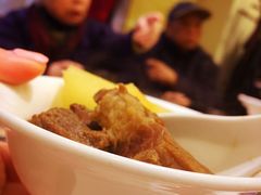 -艳阳天酒店(五里新村店)