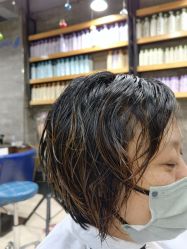 -阿兵荣辉美容理发有限公司