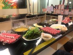 -呷哺呷哺(世贸.工三店)