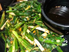 -何师烧烤·香辣蟹·川菜·30年老品牌(太古里旗舰店)