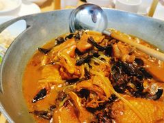 小鸡炖蘑菇-关东小磨东北菜(上海长风大悦城店)