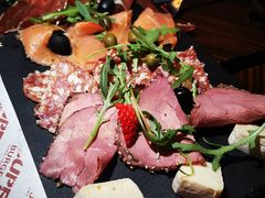 -YUE·6·西式融合餐厅(外滩六号店)