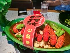 -沪小胖·小龙虾·蓝龙王(八佰伴店)