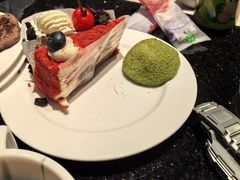 -东方红海鲜百汇(国际大厦店)