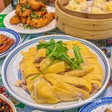 这盘白斩鸡实在太对我胃了！