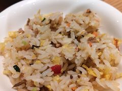 -渝信川菜 · 川味家常菜(财富购物中心店)