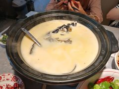砂锅土烧千岛湖鱼头-老海陵·泰州菜(图书馆店)