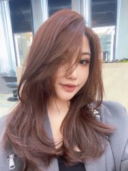 -AKOZO Beauty Salon
