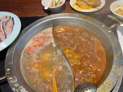 鸳鸯锅-巴邑火锅(江北万达店)
