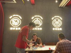 -肥肥虾庄·金牌油焖大虾(杨园滨江时代walk店)