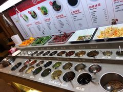 自助调料区-海底捞火锅(吾悦广场店)