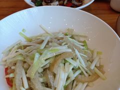 -侬佳蒸菜馆(听潮店)