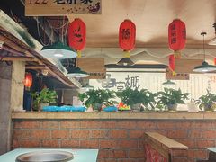 -鱼窝棚柴火铁锅炖(富山屯店)