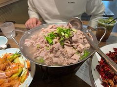 -肖四女乐山跷脚牛肉(滨江天街店)