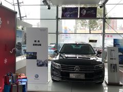 -上海天泽上汽大众销售店(杨浦区店)