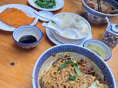 -沪西老弄堂面馆(定西路店)