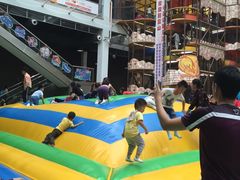 -蒙特利亲子乐园