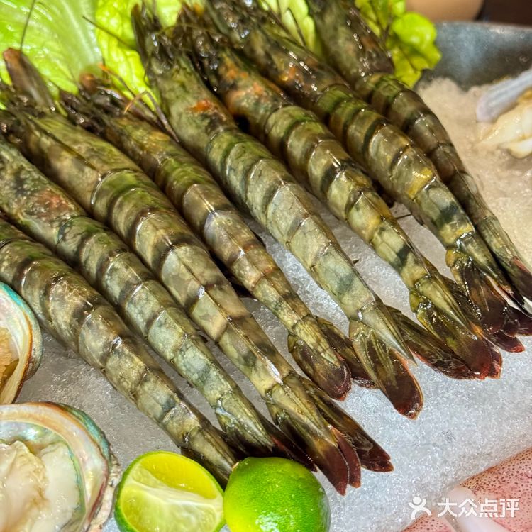 来顿暖暖的海鲜粥底火锅