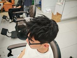 点击看大图 -尤司男士国潮理发馆