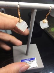 -威德钻石-克拉钻大本营(南京东路店)