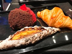-Salon de The de Joel Robuchon(外滩18号店)