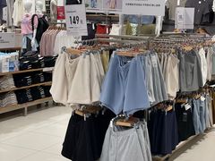 -优衣库(石家庄裕华万达广场店)