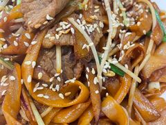 干炒牛河-喜粤糖朝餐厅(三八广场店)