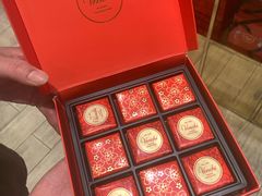 -VENCHI 闻绮(北京国贸商城店)