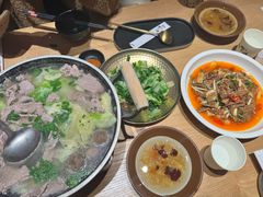 -川堂风·跷脚牛肉·乐山爆炒(宝山日月光店)