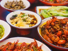 特色十三香龙虾-虾弄弄海派小龙虾·牛羊蝎子火锅