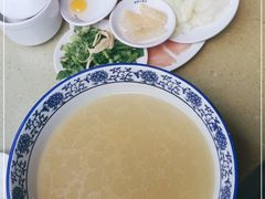 -桥香园云南过桥米线(金马碧鸡店)