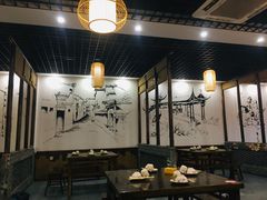 大堂-黄桷树曹家私房菜(江与城店)
