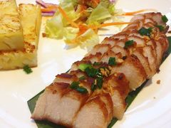 西贡炭烧烤猪颈肉配菠萝-美奈小馆·东南亚菜(福田星河COCO Park店)