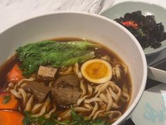 -康师傅私房牛肉面(申虹店)