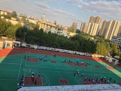 -上海市工商外国语学校