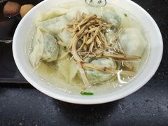 荠菜肉馄饨-毛华美食(清扬路店)