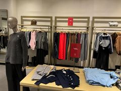 -URBAN REVIVO(佛山南海万达广场店)