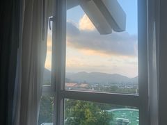 -亚龙湾喜来登·美景台大堂吧