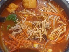 -沁麦源过桥米线(总店)