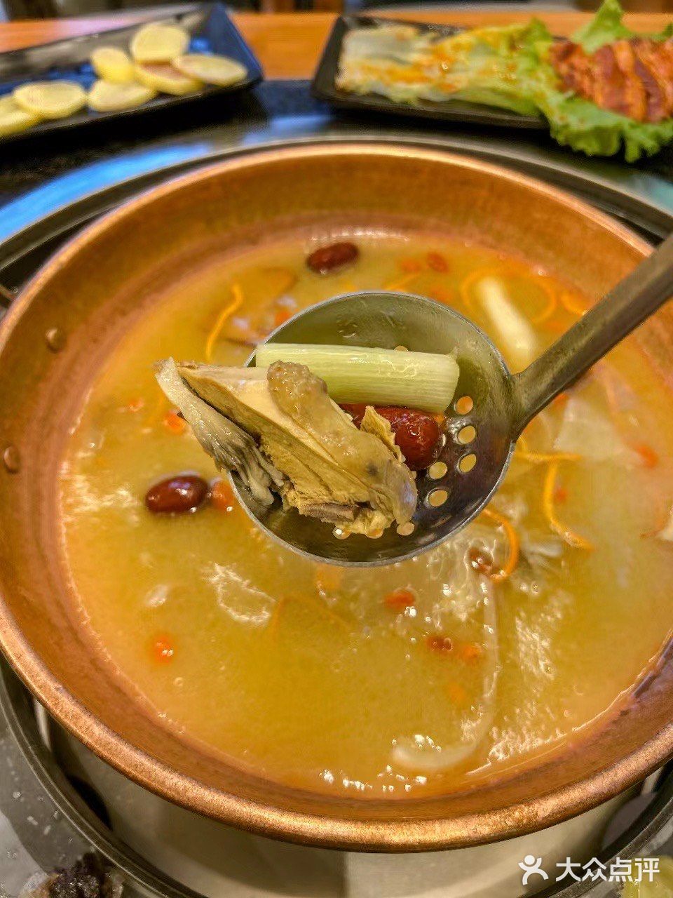 为了这口野生菌火锅还要再来云南10086次