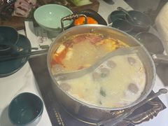 -椰子湾·海南火锅·糟粕醋·椰子鸡(正大广场店)