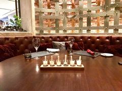 -恰餐厅及酒吧 CHAR Bar & Grill (北京丽都皇冠假日店)