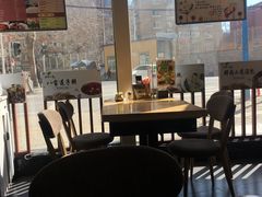 靠窗位-玖鲜小笼(中山广场店)