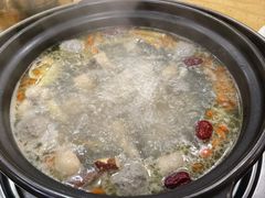 -濠轩阁特色生蚝火锅(水湾路店)